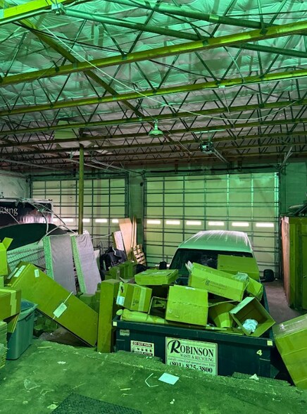 More Photos Of 736 W 300 S, Salt Lake City Showroom For Sale