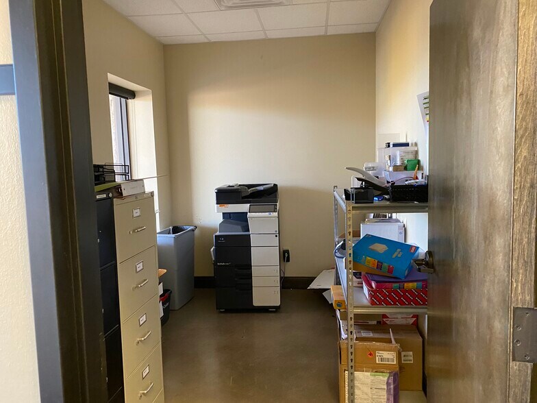 More Photos Of 13216 Hwy. 191, Midland Warehouse For Lease