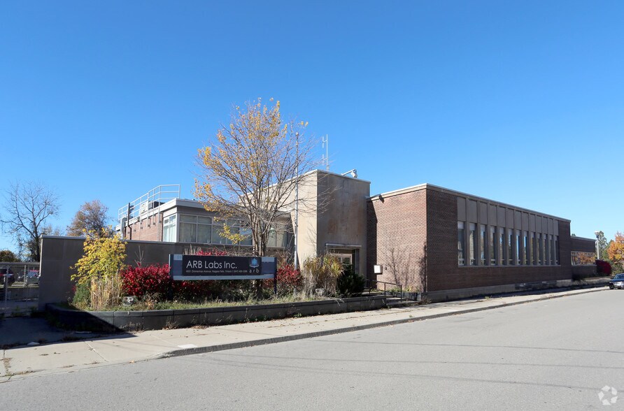 More Photos Of , Niagara Falls Unknown For Sale