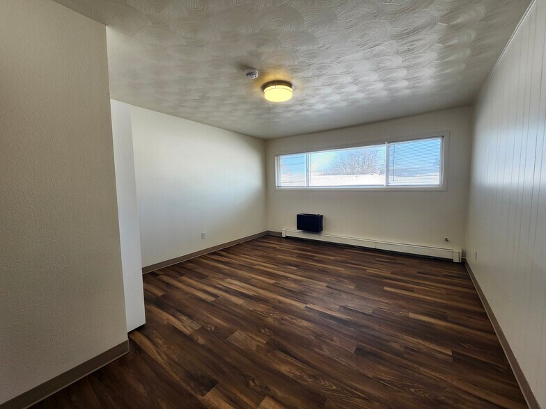 More Photos Of 3925 E 9th Ave, Anchorage Multifamily For Sale