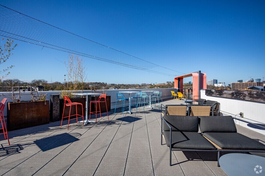 More Photos Of 321 Hart St, Nashville Apartments For Lease