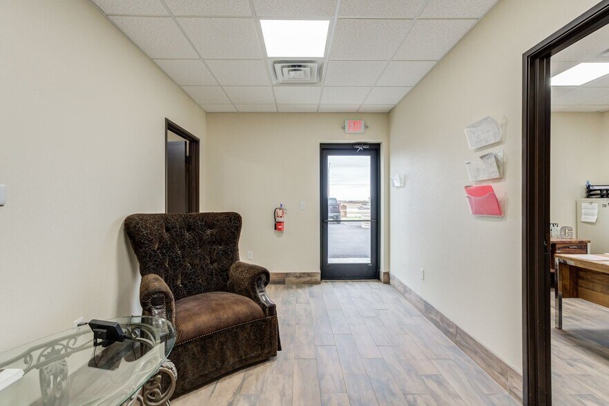 More Photos Of 4805 N Interstate 27, Lubbock Industrial For Sale