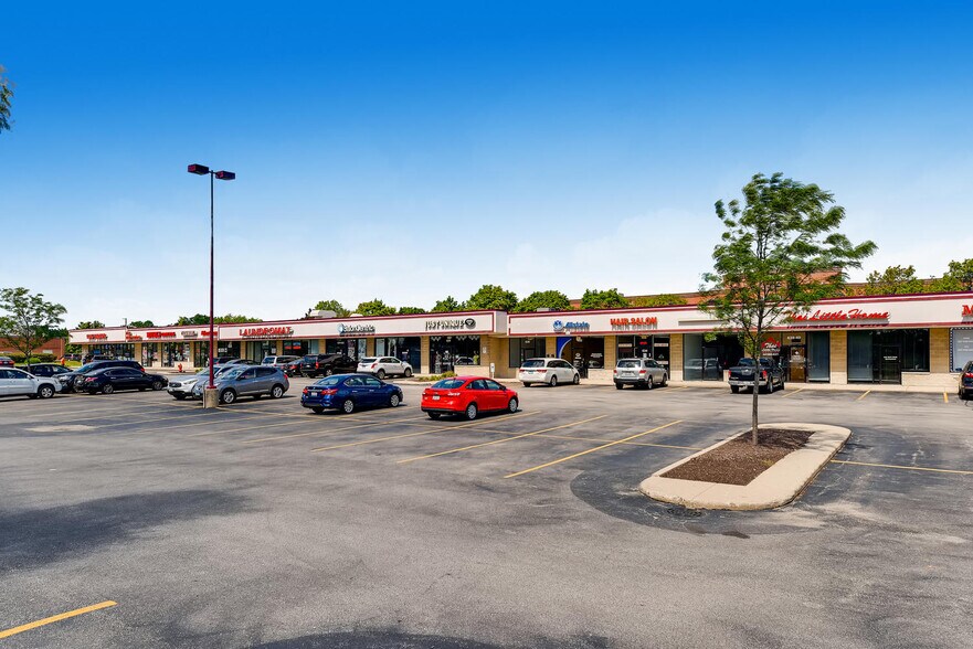More Photos Of 606-660 E Golf Rd, Arlington Heights Unknown For Lease