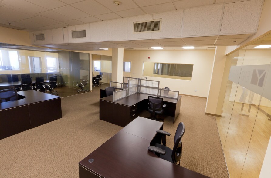 More Photos Of 28 Wells Ave, Yonkers Loft Creative Space For Lease