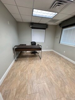 More Photos Of 2775 Vista Pky, West Palm Beach Light Distribution For Lease