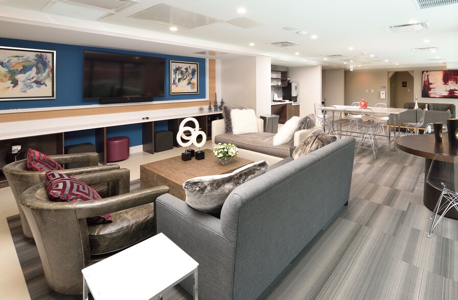 More Photos Of 847 Chicago Ave, Evanston Apartments For Lease