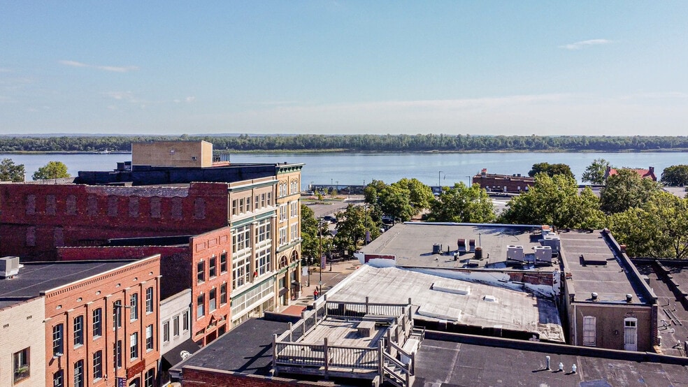 More Photos Of 212 Broadway St, Paducah Apartments For Sale