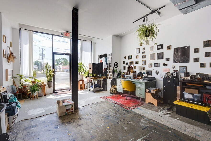 More Photos Of 1521 Hull St, Richmond Storefront Retail Residential For Sale