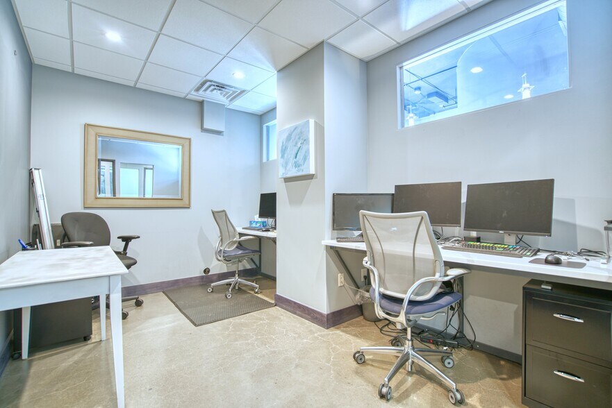 More Photos Of 3601 Arapahoe Ave, Boulder Office For Sale