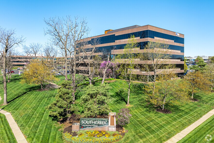 More Photos Of 12980 Metcalf Ave, Overland Park Unknown For Lease