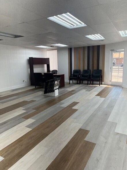 More Photos Of 287-289 E Oakland Park Blvd, Oakland Park Office For Lease
