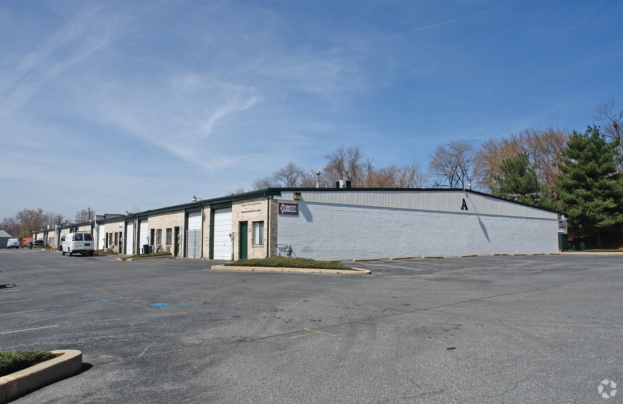 More Photos Of 315-316 Robinson Ln, Wilmington Warehouse For Lease