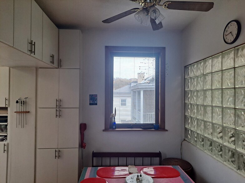 More Photos Of 1818-1820 Winhurst St, Pittsburgh Apartments For Sale