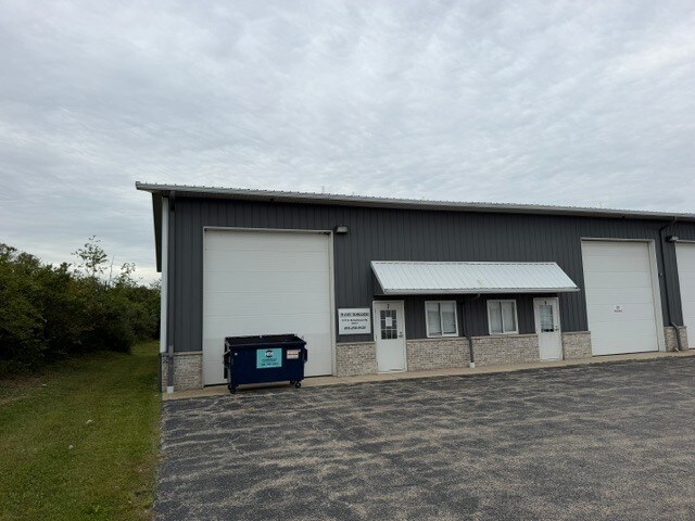 More Photos Of 1317 S Schoolhouse Rd, New Lenox Warehouse For Lease