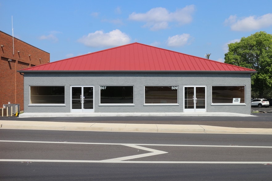 Primary Photo Of 509 Memorial Blvd, Murfreesboro Freestanding For Lease