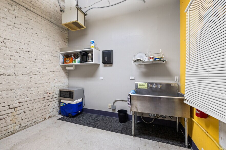 More Photos Of 1207-1215 G St, Sacramento Loft Creative Space For Sale