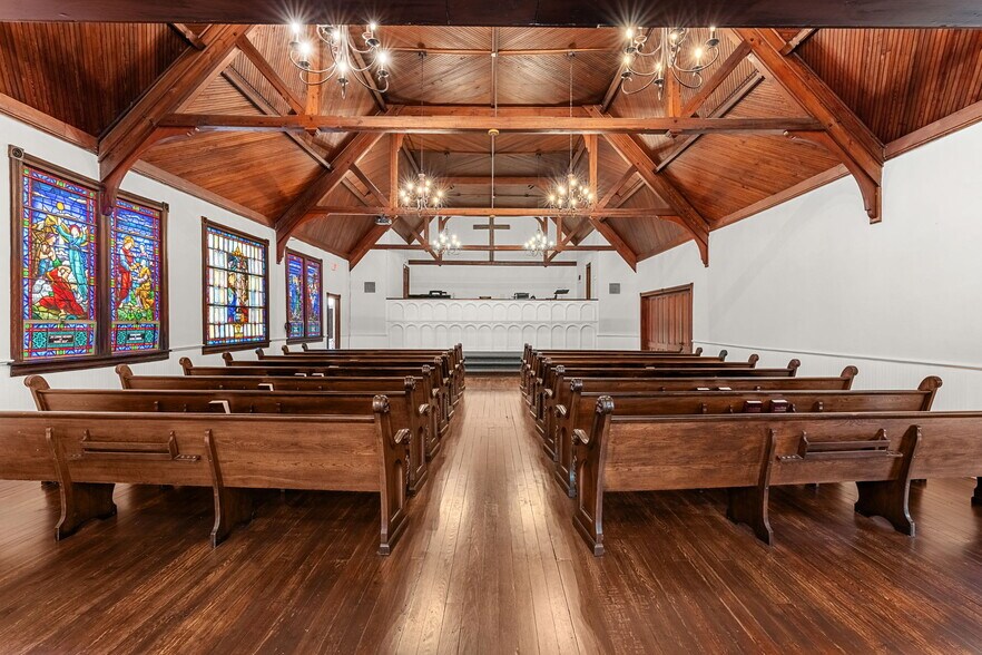 More Photos Of 1824 S Harbor City Blvd, Melbourne Religious Facility For Sale
