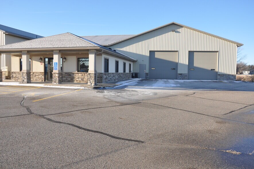 More Photos Of 23823-23865 67th Ave, Saint Cloud Light Distribution For Sale