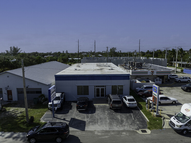 Primary Photo Of 124 S Orlando Ave, Cocoa Beach Freestanding For Lease