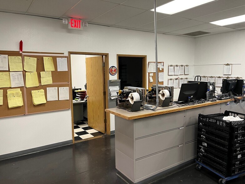 More Photos Of 11131 NE Halsey St, Portland Restaurant For Sale