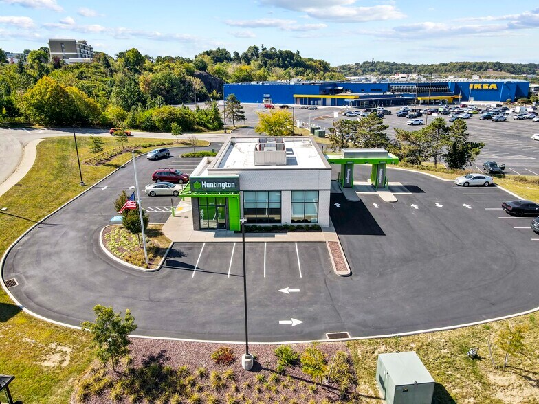 More Photos Of 1000-1450 Park Manor Blvd, Pittsburgh Unknown For Lease