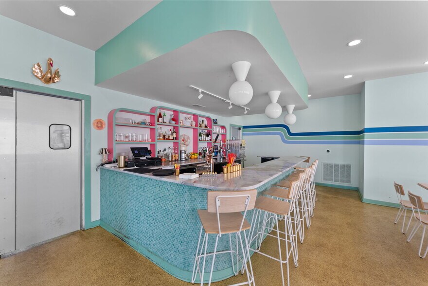 More Photos Of 64 N Main St, Watkinsville Restaurant For Sale