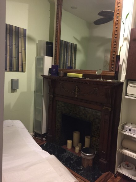 More Photos Of 1608 20th St NW, Washington Storefront Retail Office For Lease