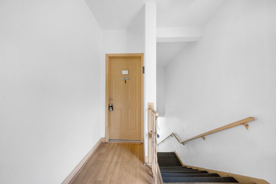 More Photos Of 1267 Coral Way, Miami Storefront Retail Residential For Lease