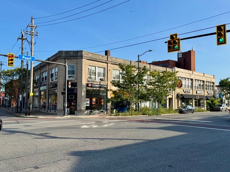 Primary Photo Of 4179 Pearl Rd, Cleveland Storefront Retail Office For Lease