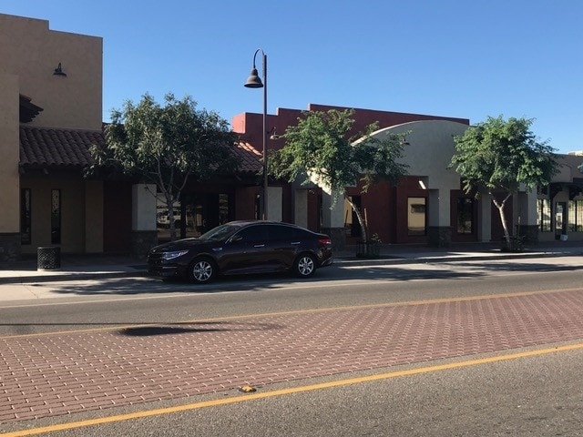 More Photos Of 9165 W Van Buren St, Tolleson General Retail For Lease