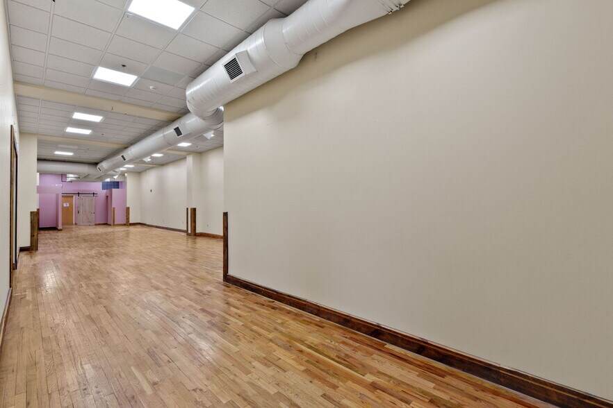 More Photos Of 216 W Lincolnway, Cheyenne Storefront Retail Office For Sale