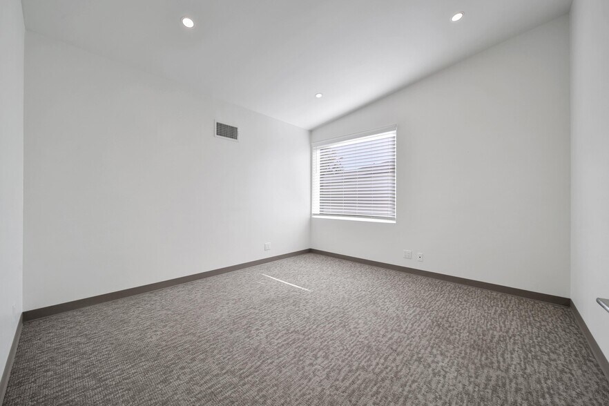 More Photos Of 104 Louetta Road & Vintage Preserve Pky, Houston Medical For Lease