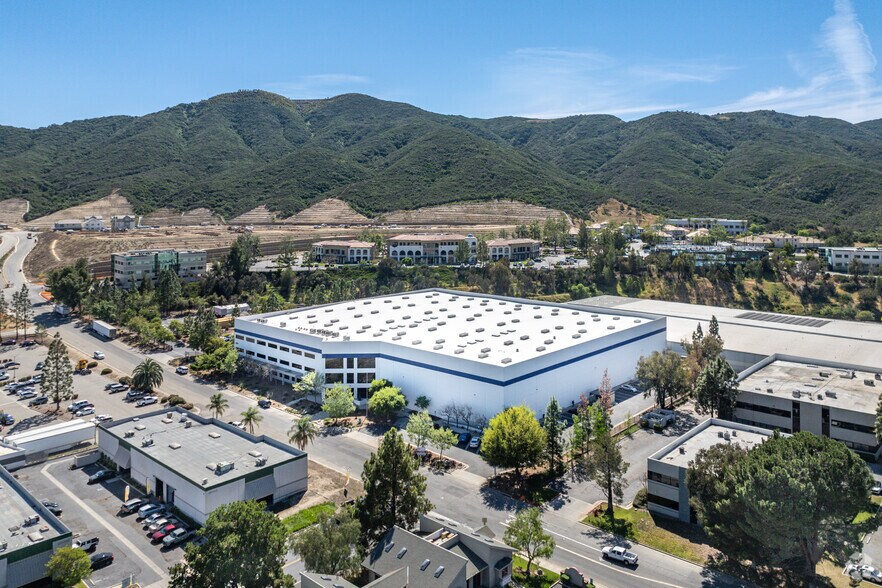 More Photos Of 28381 Vincent Moraga Dr, Temecula Warehouse For Lease