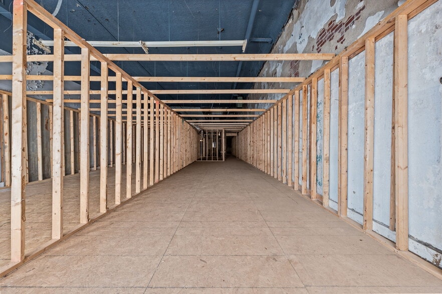 More Photos Of 220-222 S Scales St, Reidsville Storefront Retail Office For Sale