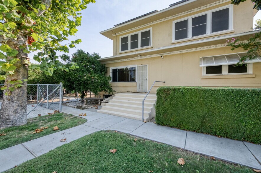 More Photos Of 807 N Van Ness Ave, Fresno Office Residential For Sale