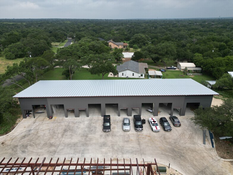More Photos Of 7000 Airport Rd, Georgetown Light Distribution For Sale