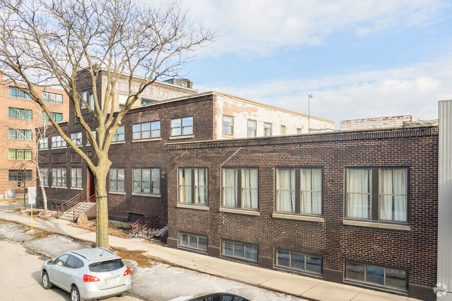 More Photos Of 10 S Paterson St, Madison Apartments For Lease