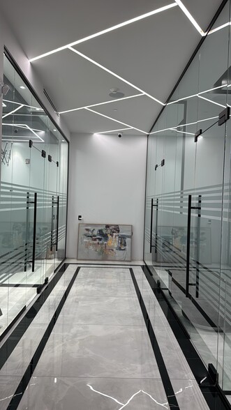 More Photos Of 9300 Goreway Dr, Brampton Storefront Retail Office For Sale