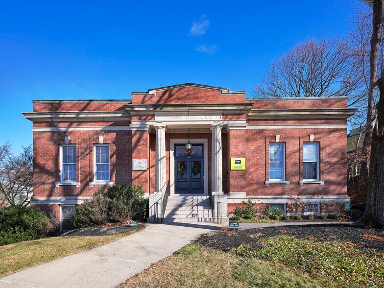More Photos Of 14 Main St, Hingham Office Residential For Lease