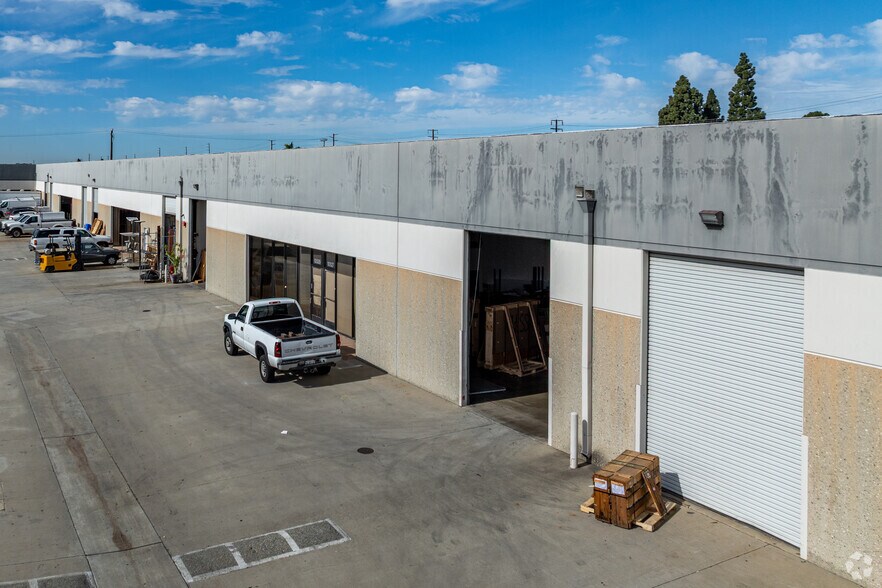 More Photos Of 10521-10579 Dale Ave, Stanton Warehouse For Lease