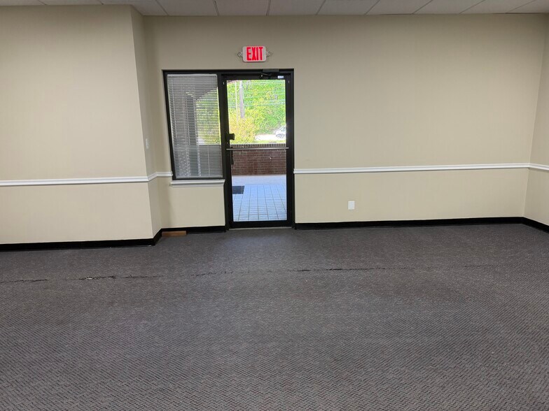 More Photos Of 1202 Annapolis Rd, Odenton Medical For Lease