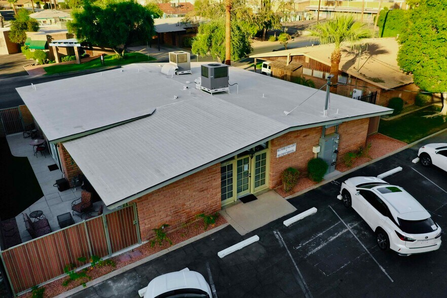 More Photos Of 207 E Monterey Way, Phoenix Office Residential For Sale