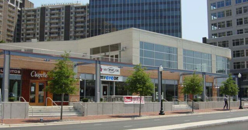 More Photos Of 4445 Willard Ave, Chevy Chase Office For Lease