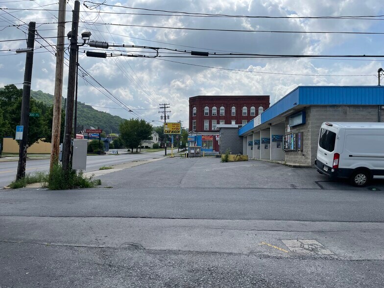 More Photos Of 105 Ohio St, Johnstown Carwash For Sale