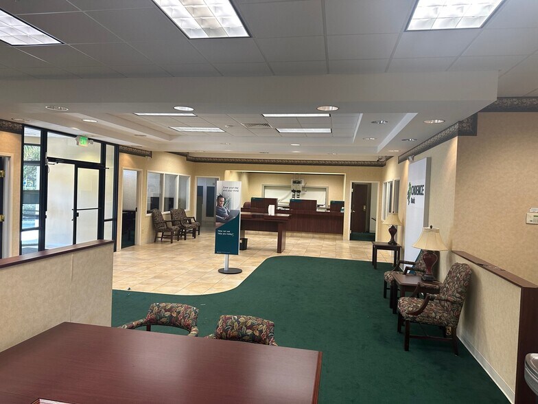 More Photos Of 2440 Sunset Point Rd, Clearwater Medical For Lease