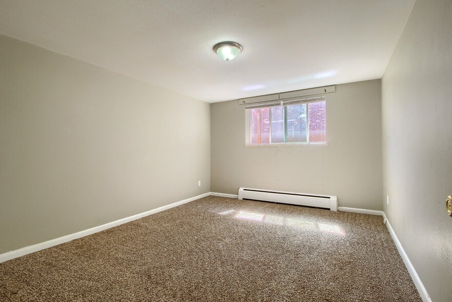 More Photos Of 1345-1363 Yosemite St, Denver Apartments For Sale
