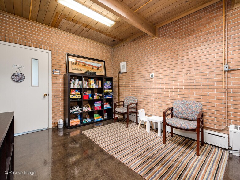 More Photos Of 47 Church St, Lake Zurich Religious Facility For Sale