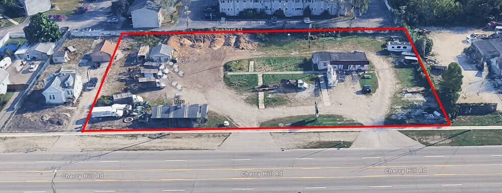 More Photos Of 32593 Cherry Hill Rd, Westland Land For Lease