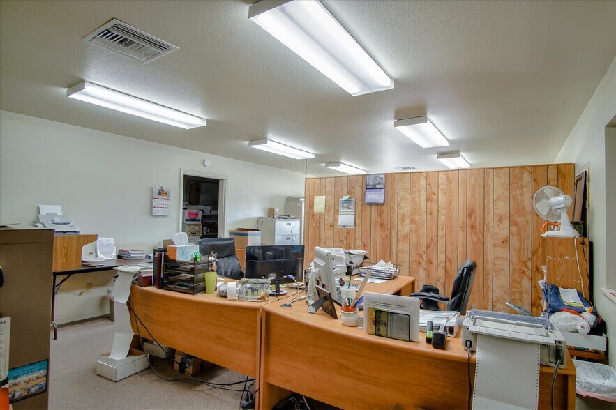 More Photos Of 354 1st St, Hollister Freestanding For Sale