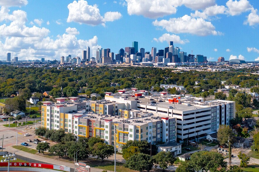 More Photos Of 3509 Elgin St, Houston Apartments For Lease